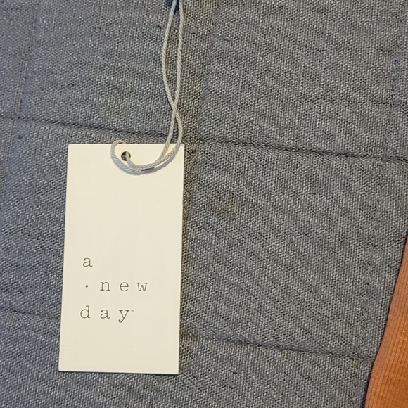 Shirt - Picture 2 of 4